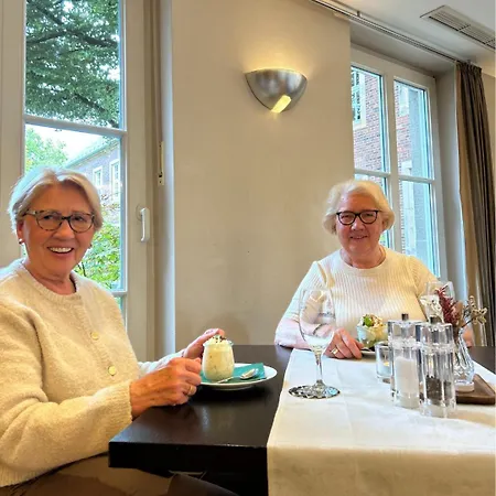 Schlosshotel Ahaus ホテル *